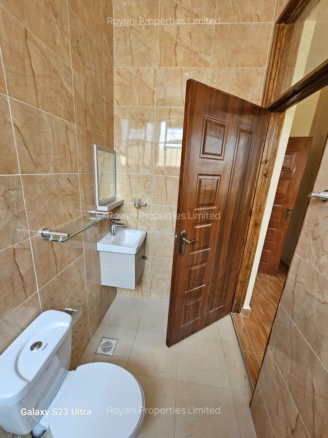 4 Bed House with En Suite in Kamakis - 13