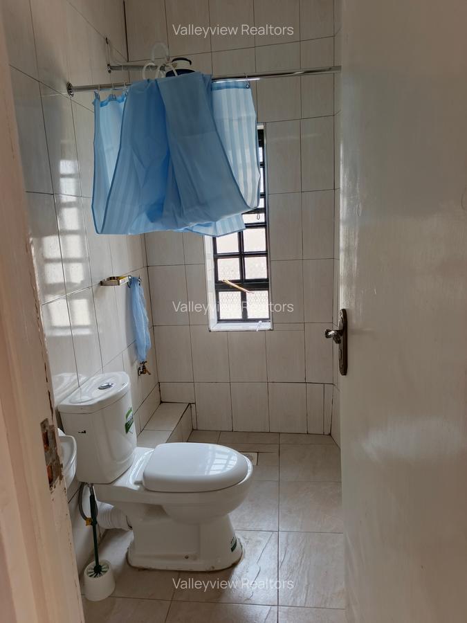 1 Bed Villa with En Suite at Lavington - 4