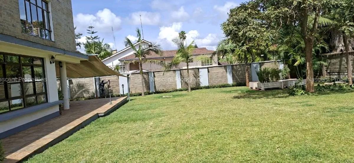 4 Bed House with En Suite in Runda - 20