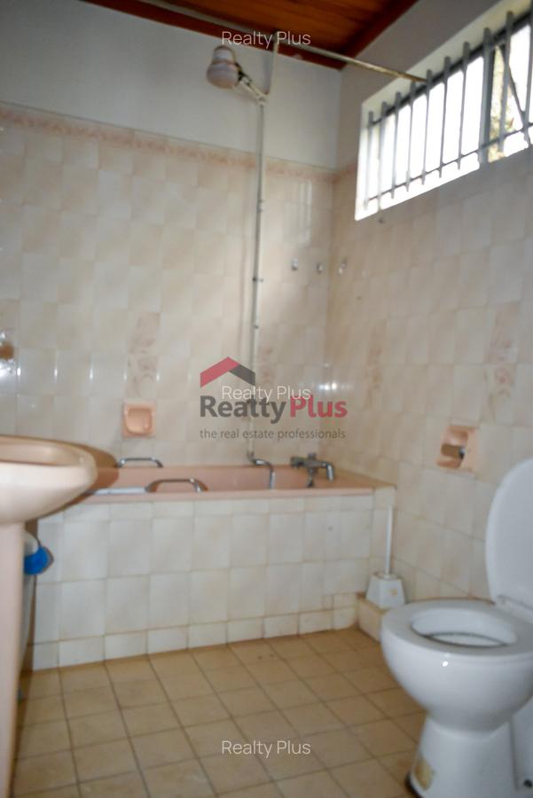 3 Bed Villa with En Suite in Kileleshwa - 10