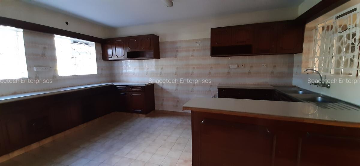 Commercial Property with Backup Generator in Lavington - 11