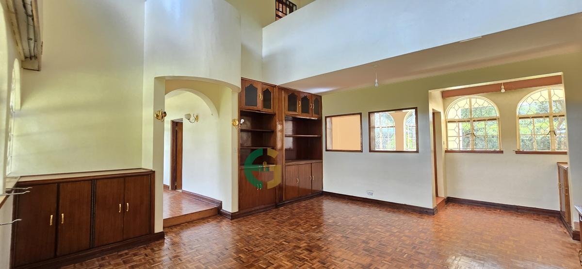 6 Bed House in Runda - 6