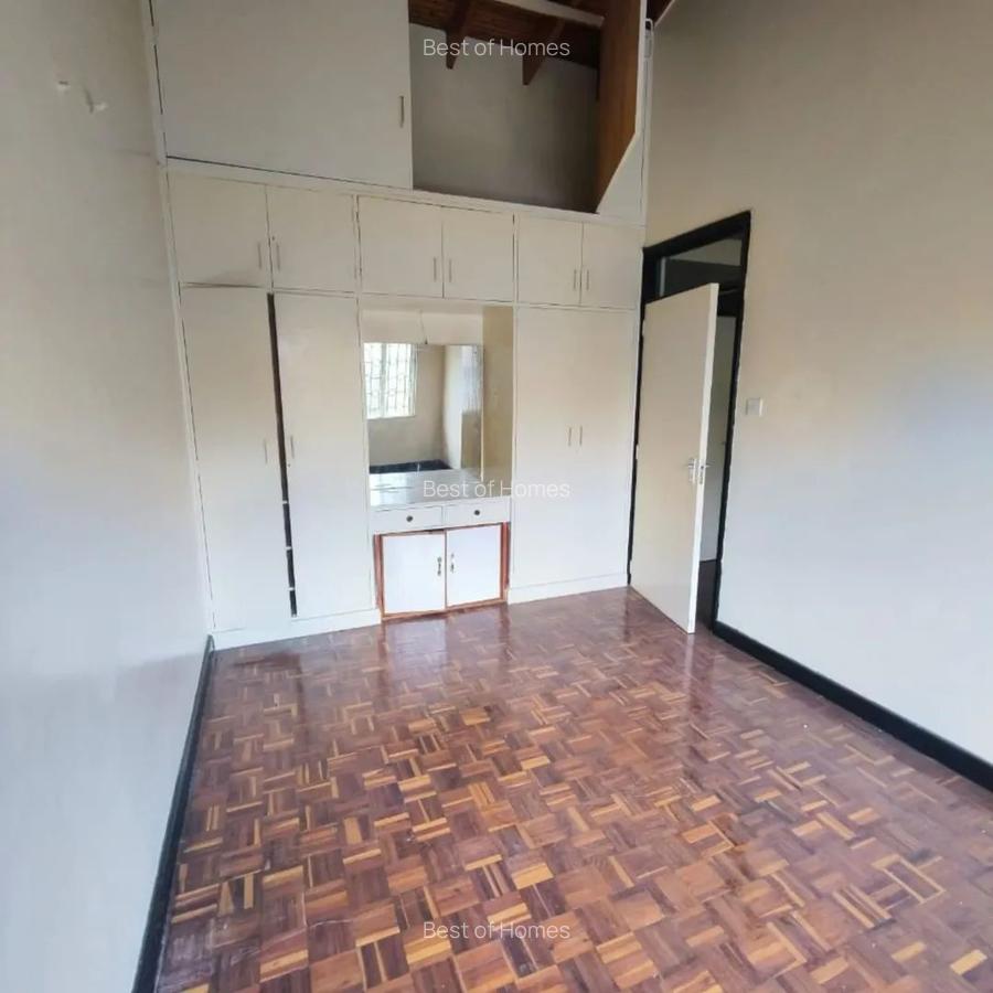 3 Bed Apartment with En Suite in Kilimani - 2