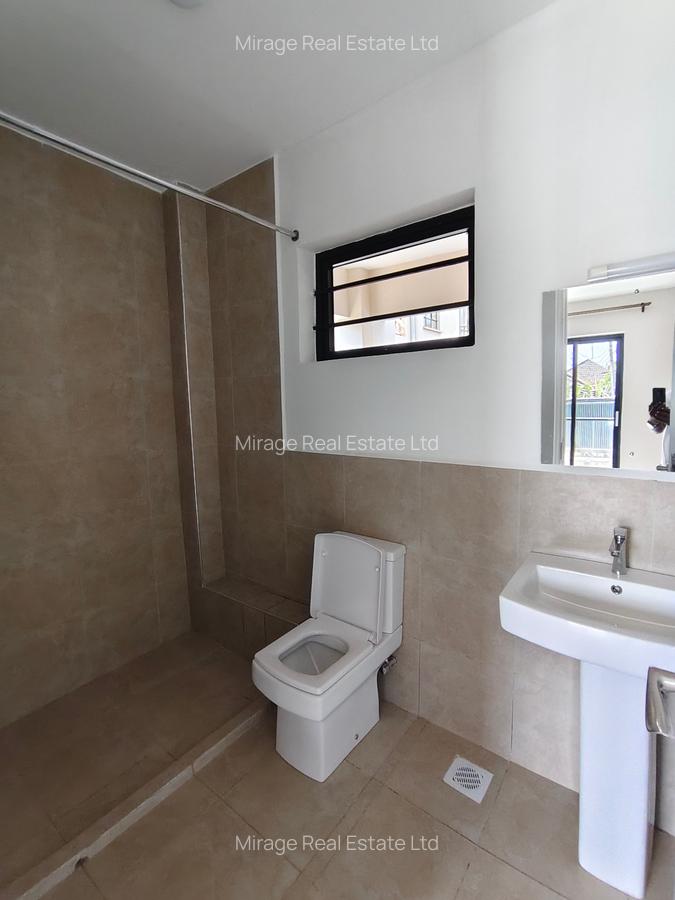 2 Bed Apartment with En Suite in Kitisuru - 13