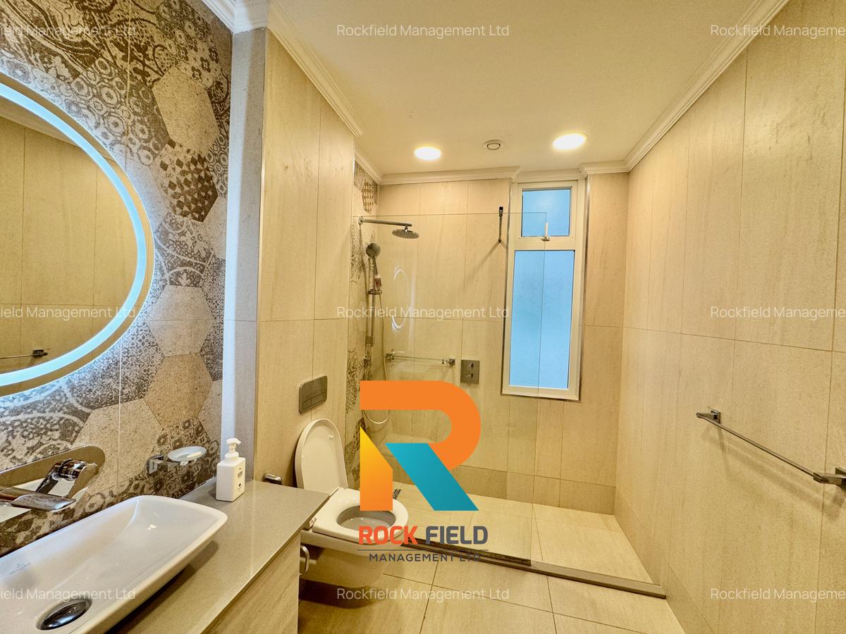 2 Bed Apartment with En Suite in Parklands - 16