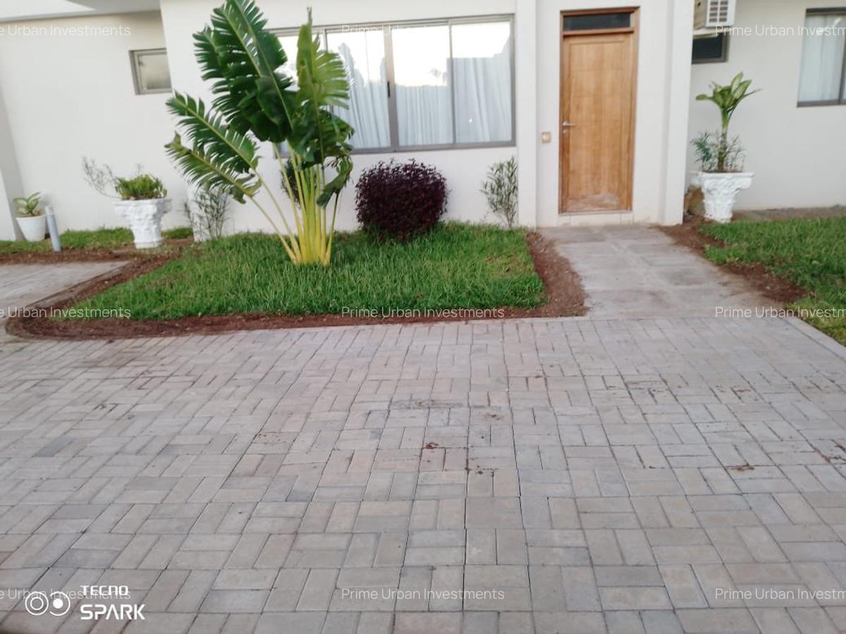 3 Bed House with En Suite at Awali Estate - 13