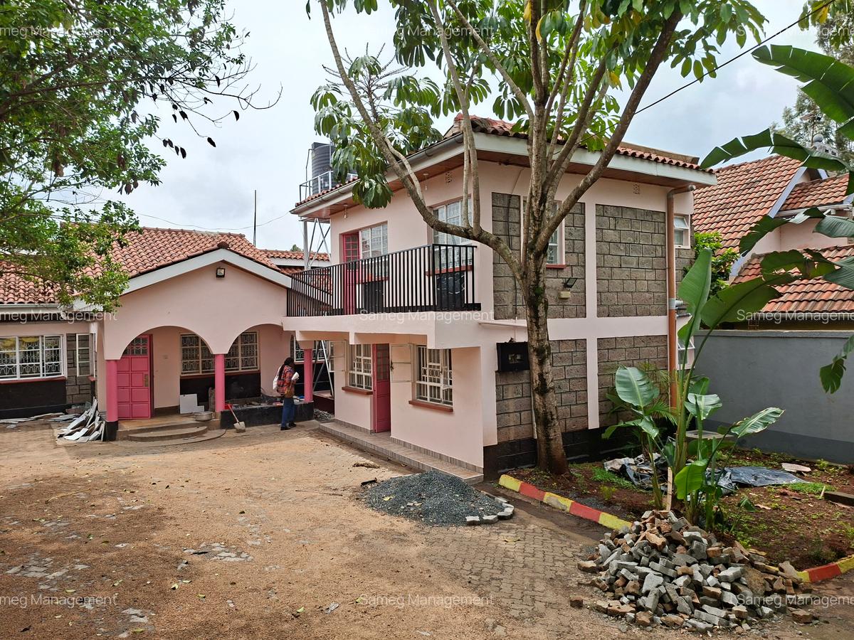 3 Bed House with En Suite at Exciting Road - 1