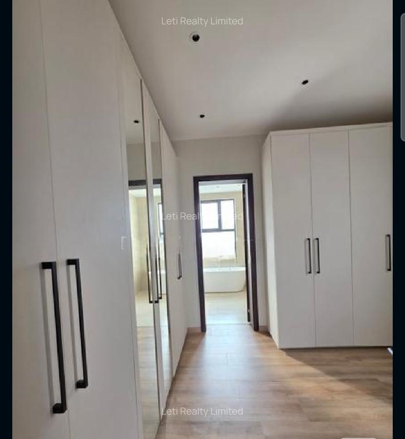 5 Bed Townhouse with En Suite in Lavington - 7