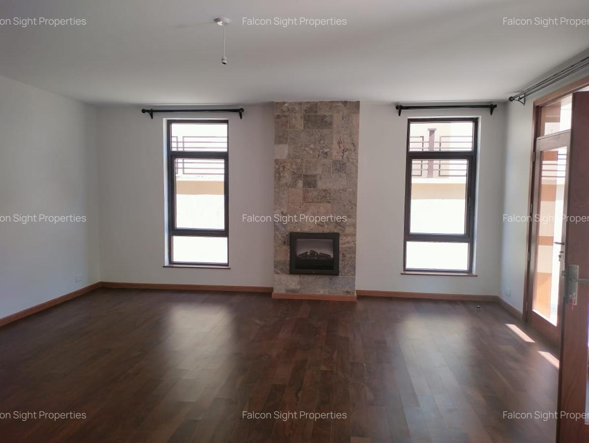 5 Bed Townhouse with Walk In Closet in Lavington - 10