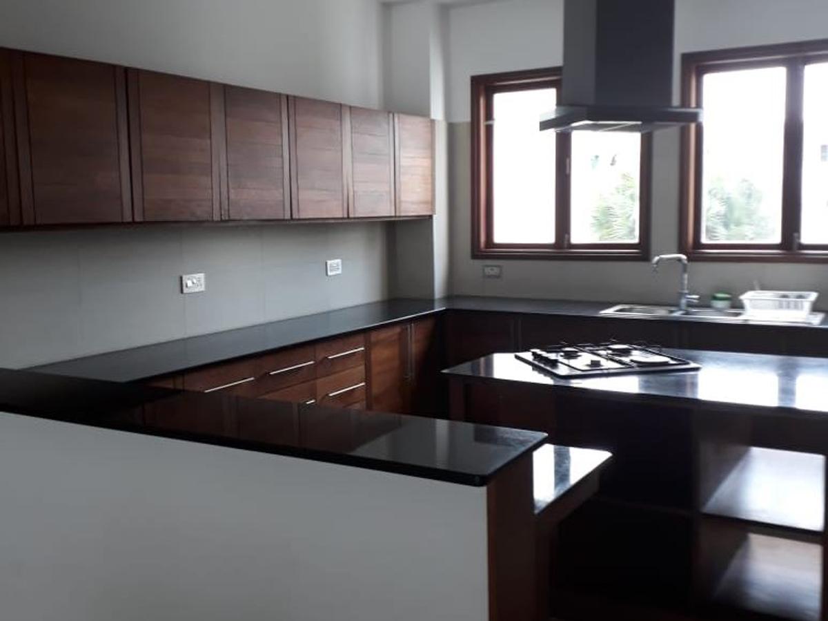 Furnished 3 Bed Apartment with Swimming Pool in Nyali Area - 8