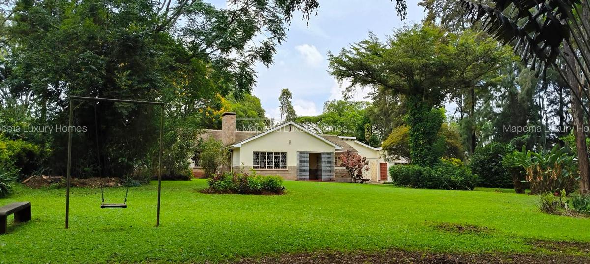 4 Bed House with En Suite at Old Runda - 2