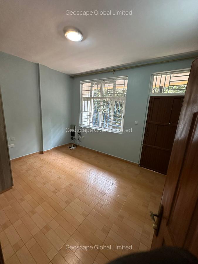 5 Bed House with En Suite in Karen - 3