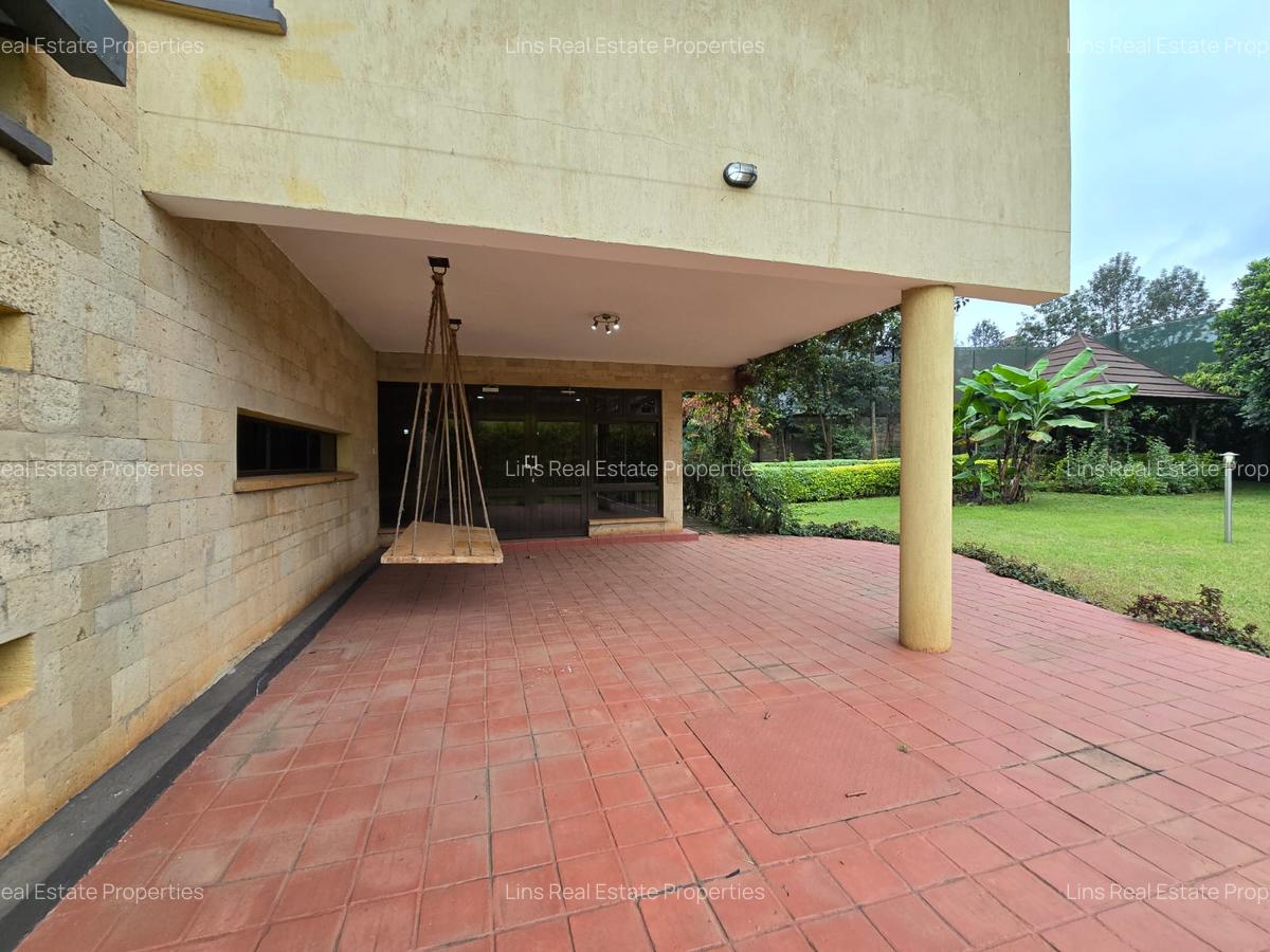 5 Bed Townhouse with En Suite in Runda - 8