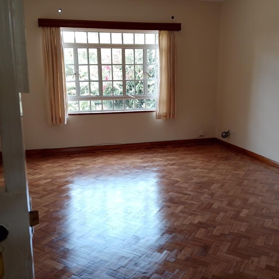 2 Bed House with En Suite at Hardy Area - 7