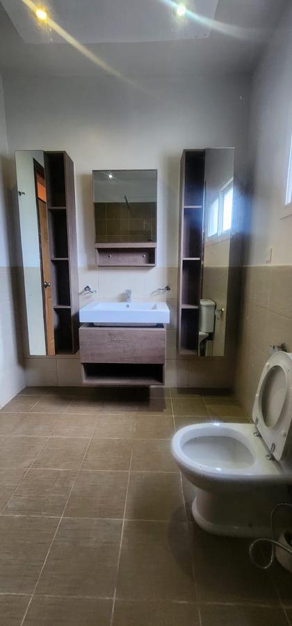 3 Bed Apartment with En Suite in Kileleshwa - 14