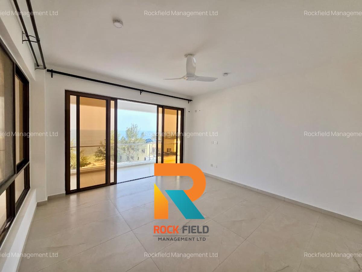 3 Bed Apartment with En Suite in Nyali Area - 10