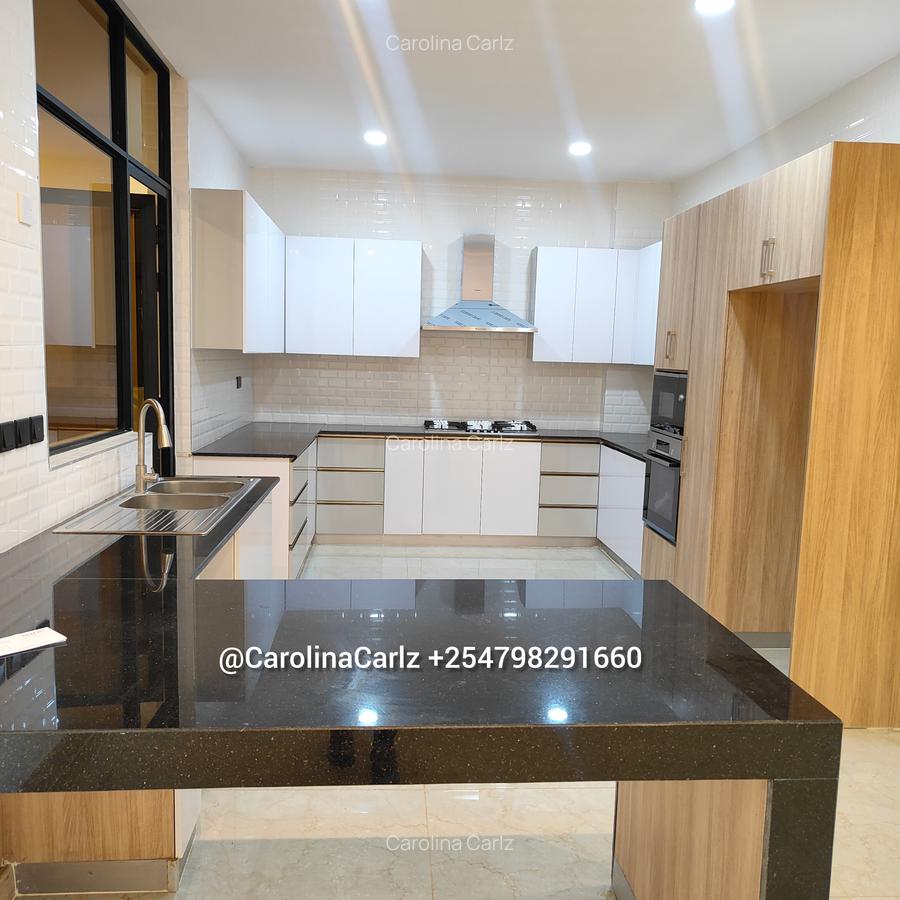 4 Bed Apartment with En Suite at Spring Valley - 13