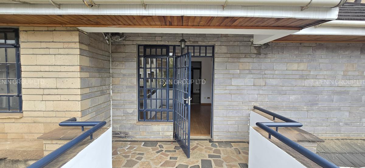 5 Bed Townhouse with En Suite at Convent Drive - 18