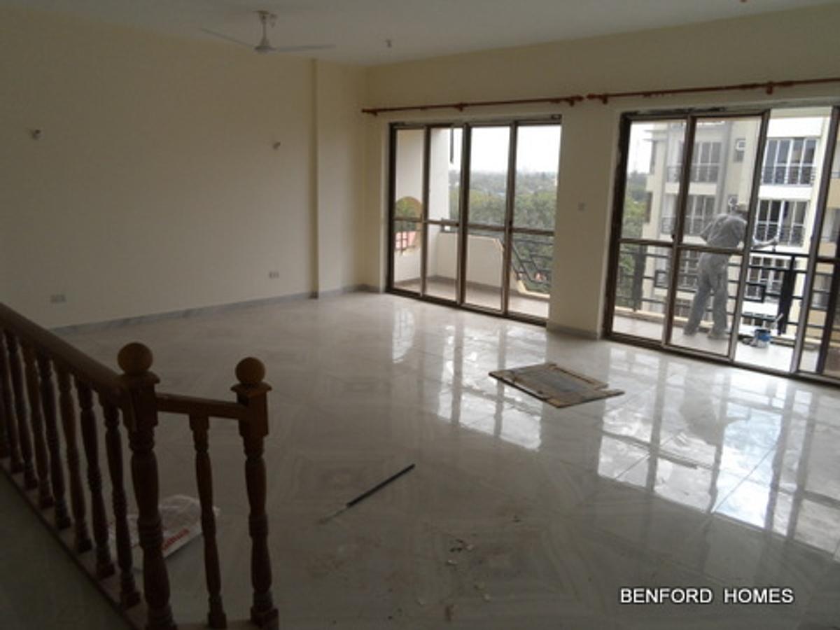 3 Bed Apartment with En Suite in Nyali Area - 2