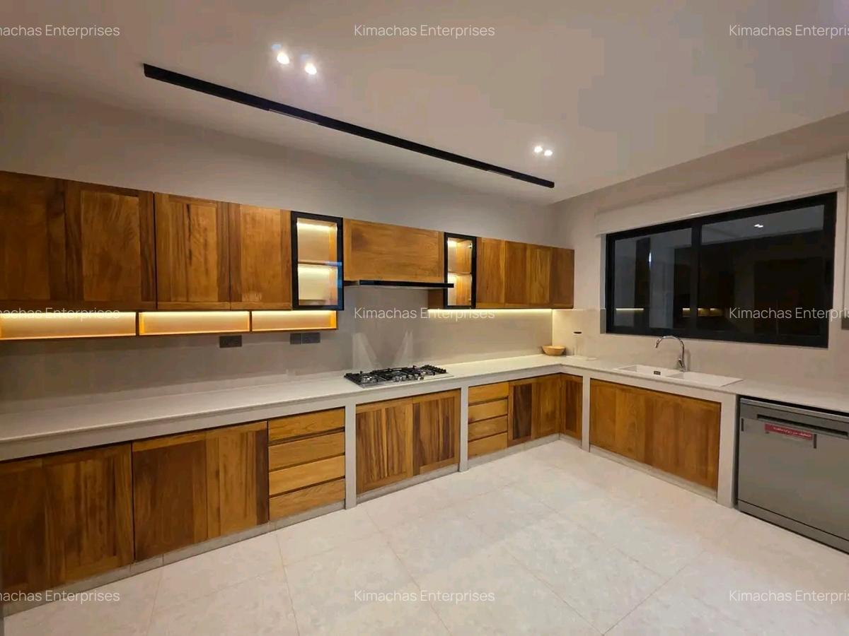 3 Bed Apartment with En Suite at Mt Kenya Road Nyali - 12