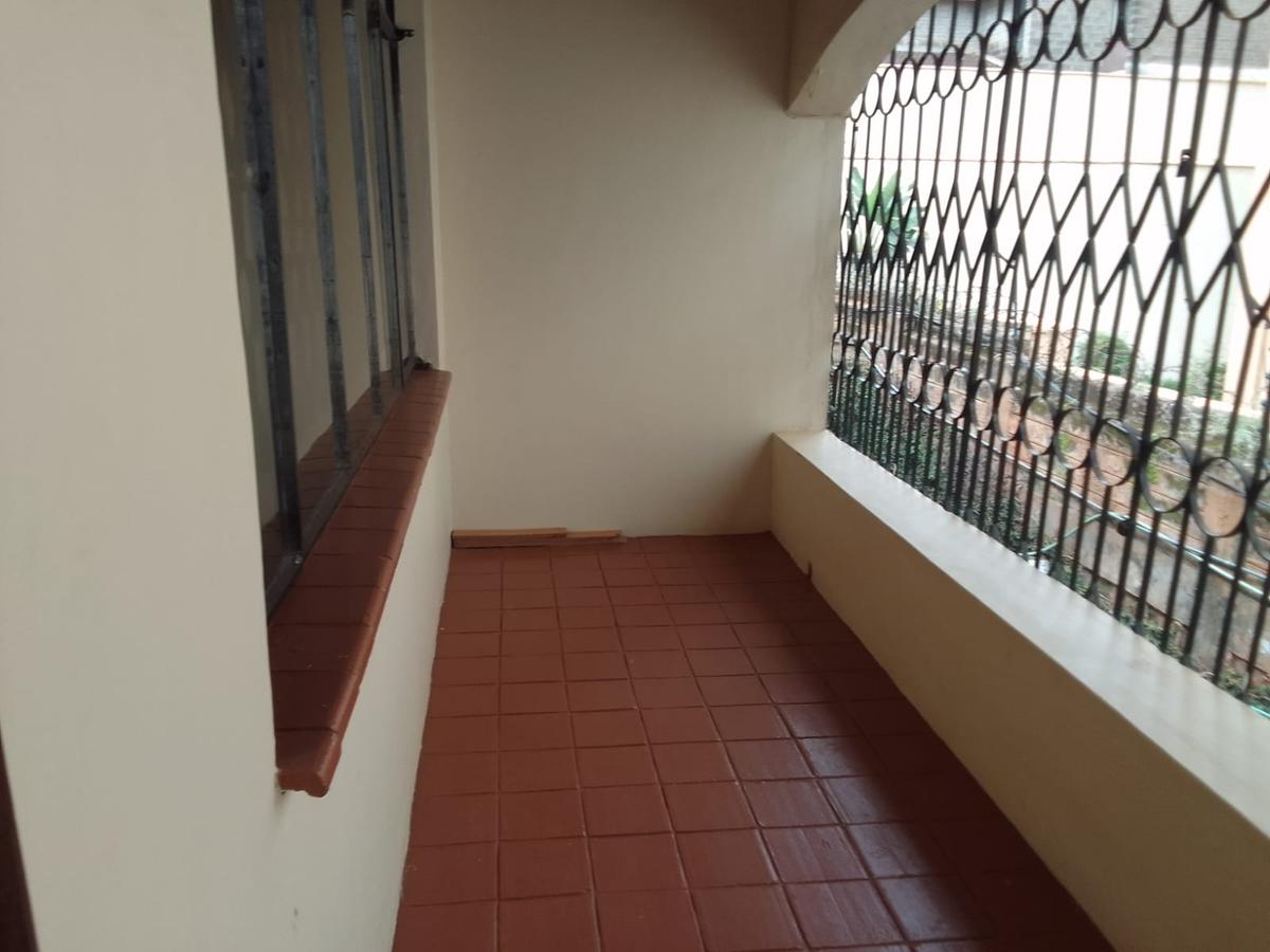 4 Bed Villa with En Suite in Westlands Area - 4