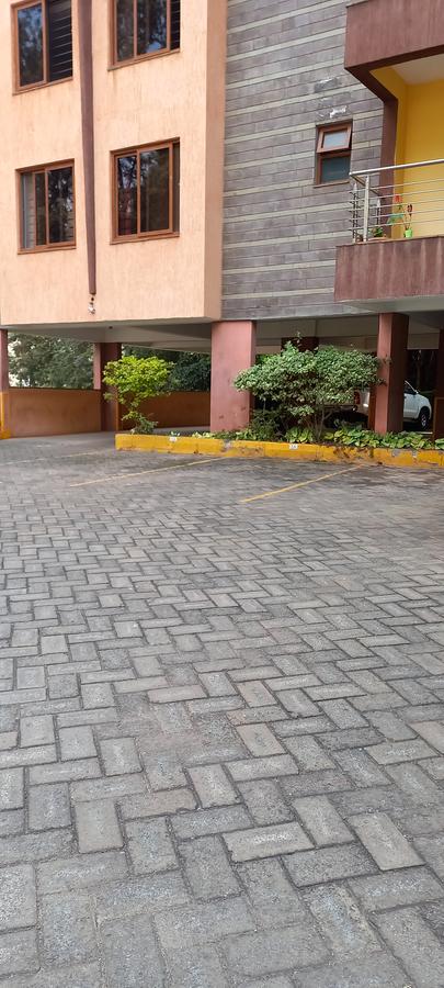 3 Bed Apartment with En Suite in Westlands Area - 1