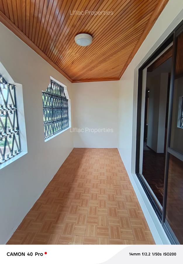 4 Bed House with En Suite in Runda - 19