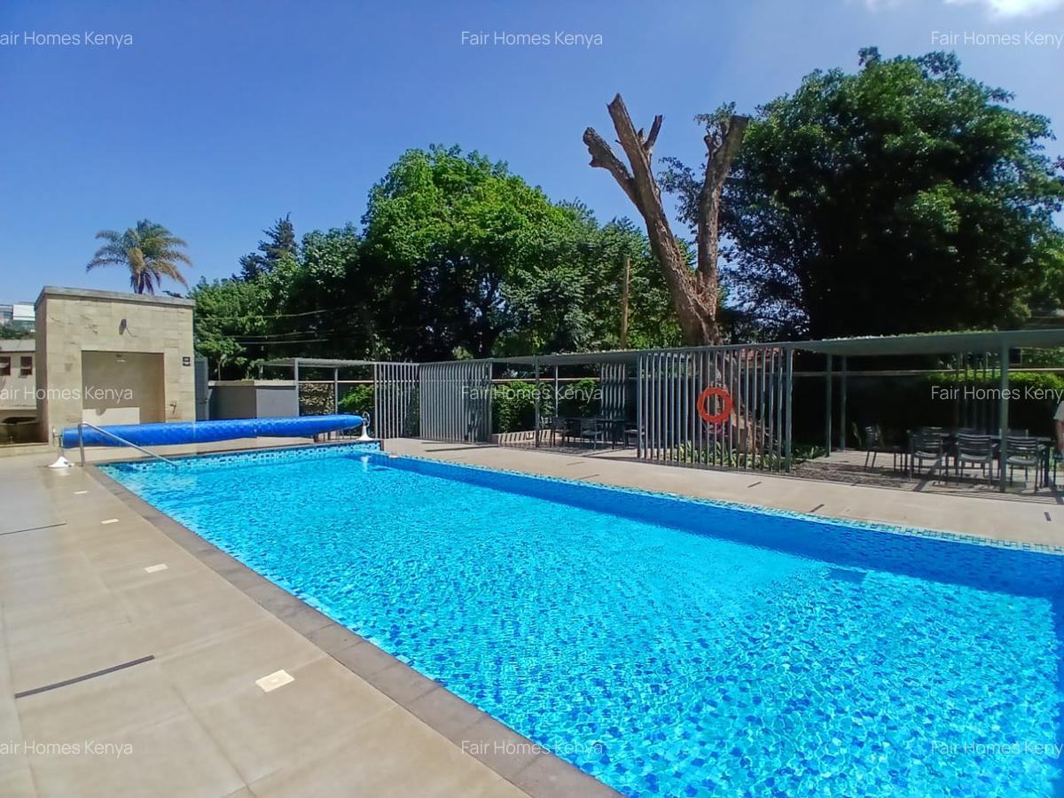 3 Bed Apartment with En Suite at Riverside Drive - 2