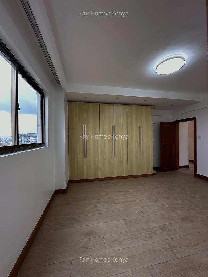 4 Bed Apartment with En Suite at Othaya Road - 10