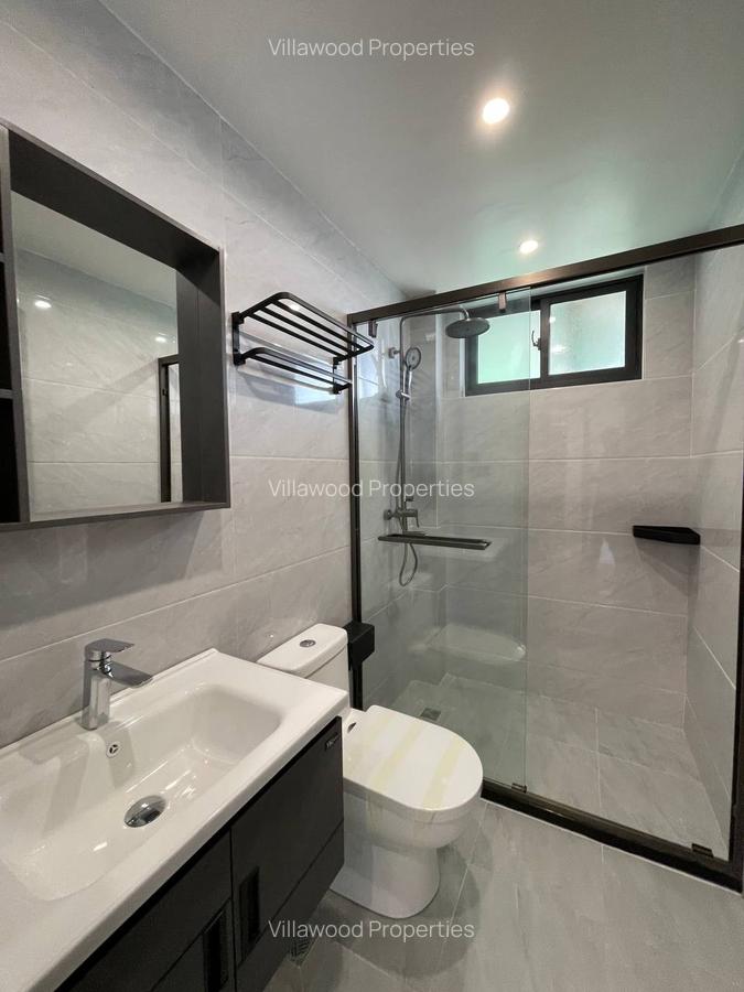 2 Bed Apartment with En Suite in Lavington - 6