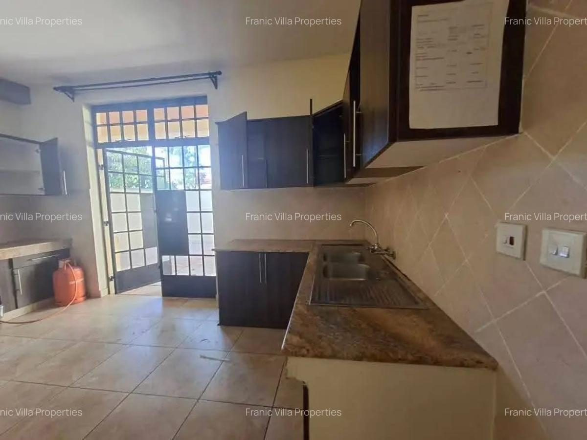 4 Bed House with En Suite at Runda - 6