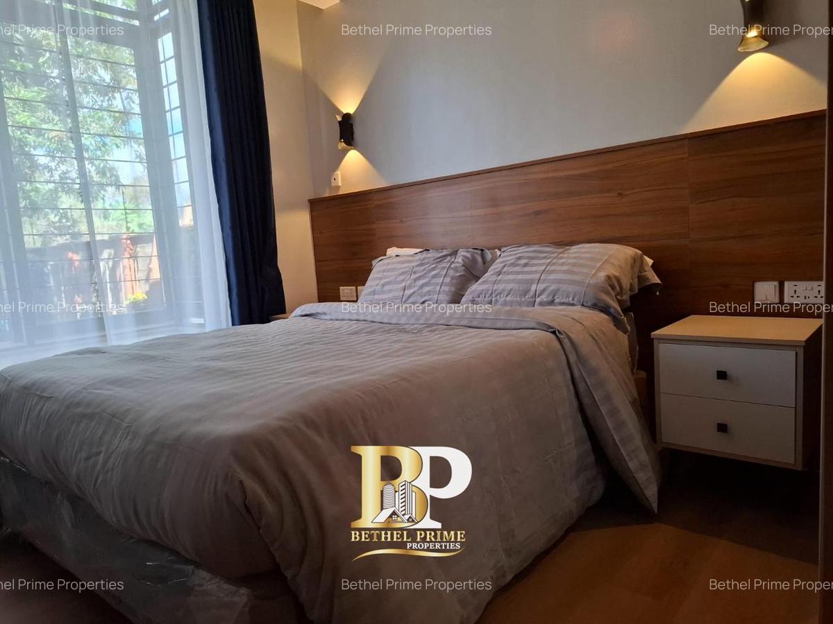 2 Bed House with En Suite in Ridgeways - 15