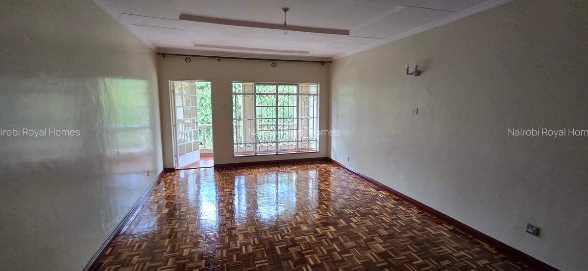 4 Bed Townhouse with En Suite at Lavington Green - 10