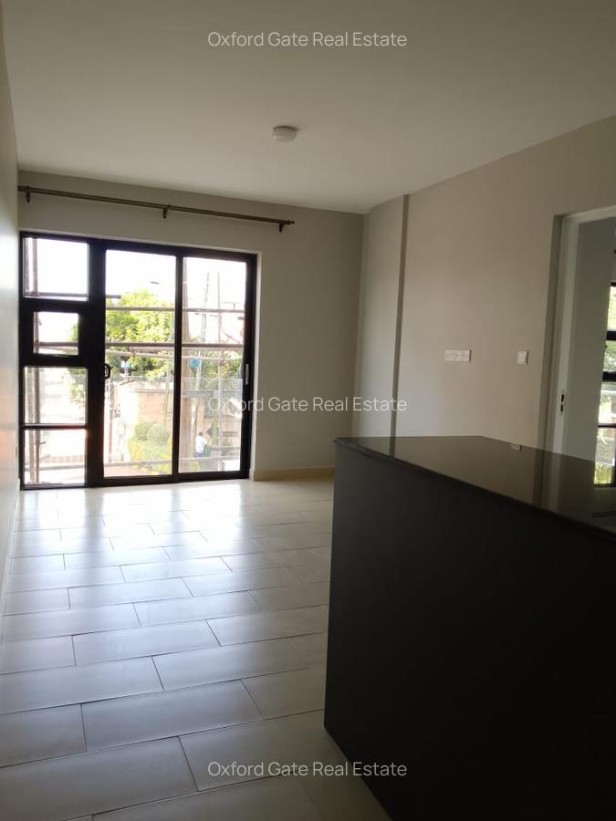 Serviced 2 Bed Apartment with En Suite at Kirawa Road - 9