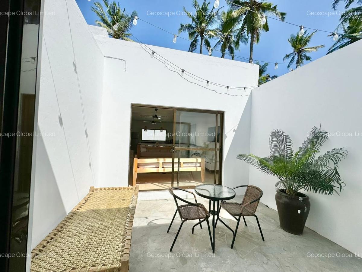 2 Bed Villa with En Suite in Watamu - 2