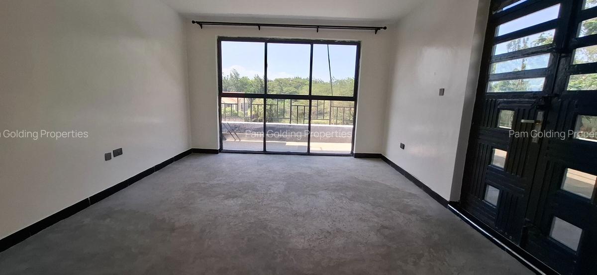 5 Bed House at Safari Park - 9