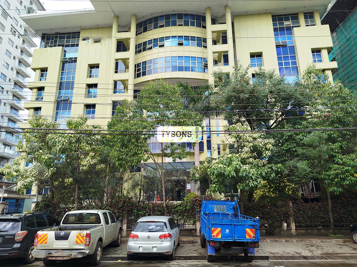 2,900 ft² Office with Backup Generator in Kilimani - 1