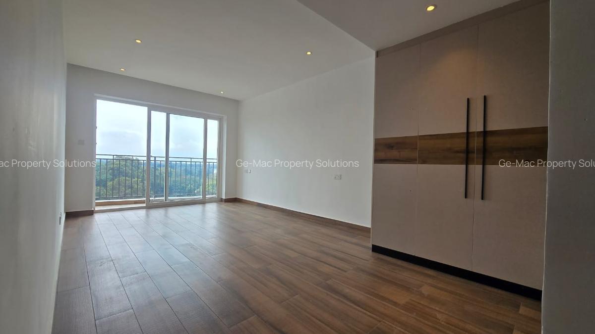 5 Bed Apartment with En Suite in General Mathenge - 5