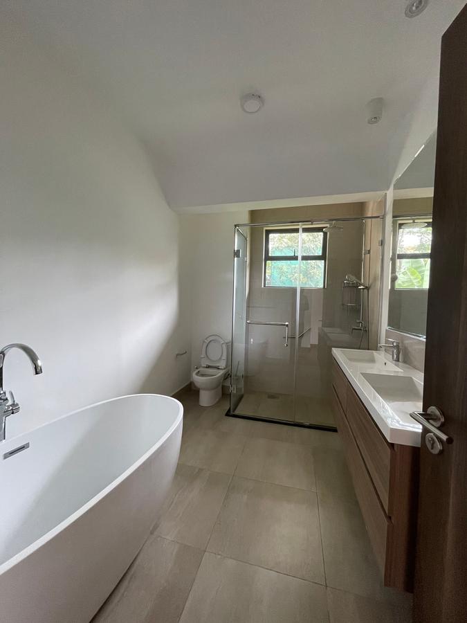 4 Bed Villa with En Suite at Runda - 12