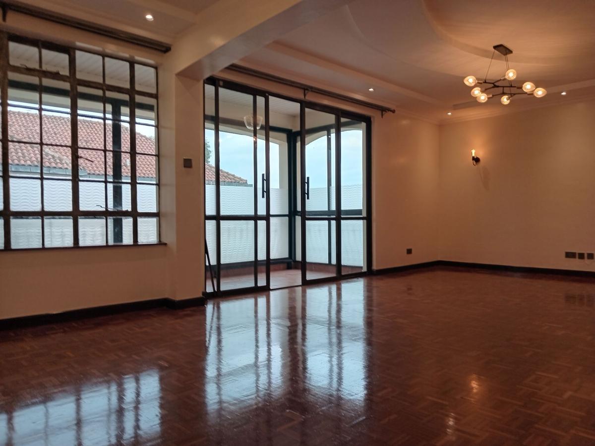 3 Bed Apartment with En Suite in Kilimani - 2