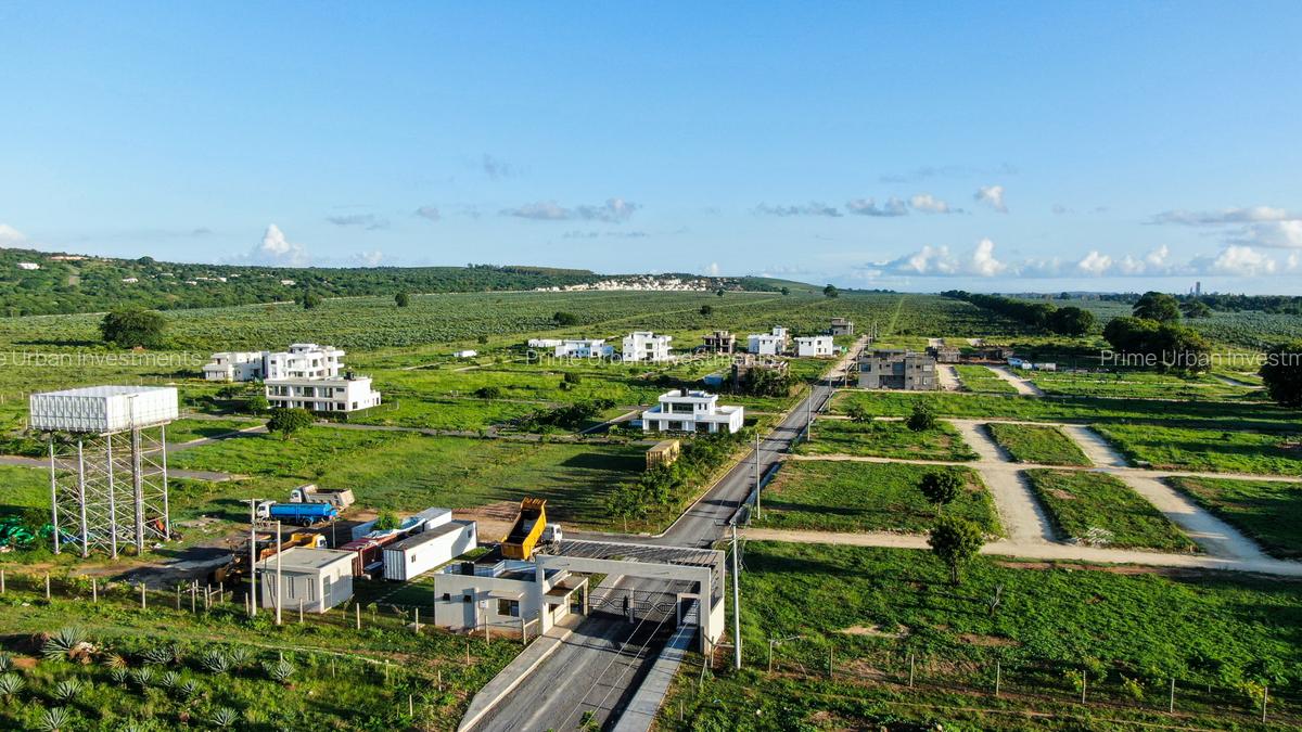 505.86 m² Land in Vipingo - 1