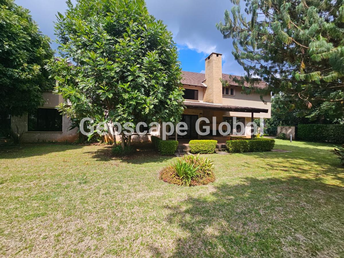 5 Bed House with En Suite in Runda - 15