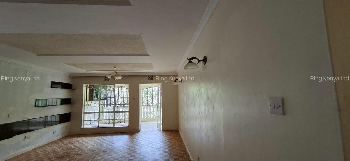 5 Bed Villa with En Suite in Lavington - 3