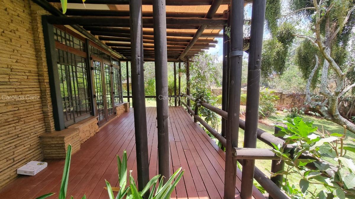 4 Bed House with En Suite in Lake View - 12