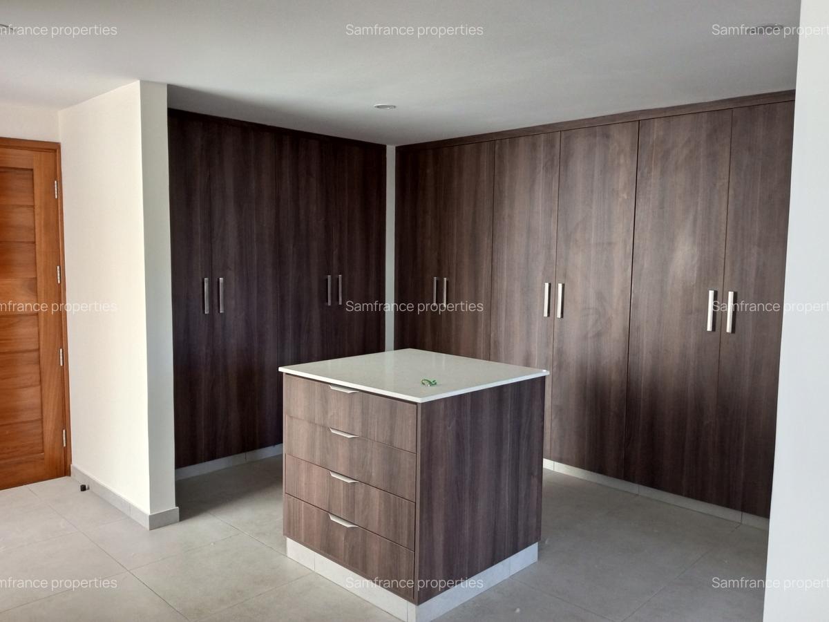 Serviced 3 Bed Apartment with En Suite at Mombasa - 8
