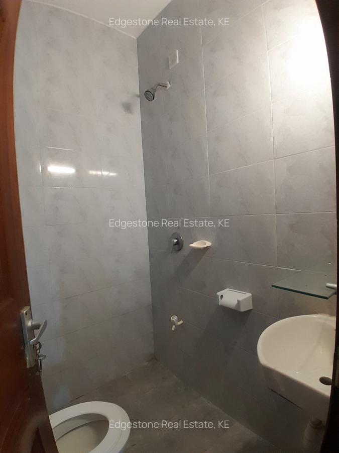 2 Bed Apartment with En Suite in Mtwapa - 4