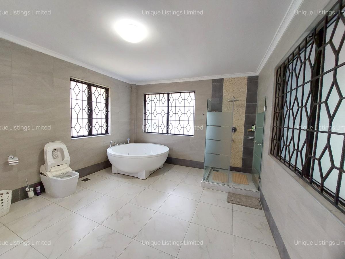 5 Bed House with En Suite in Gigiri - 14