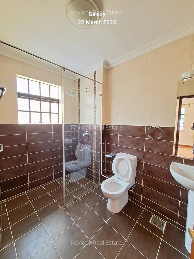 4 Bed Townhouse with En Suite at Lavington - 15