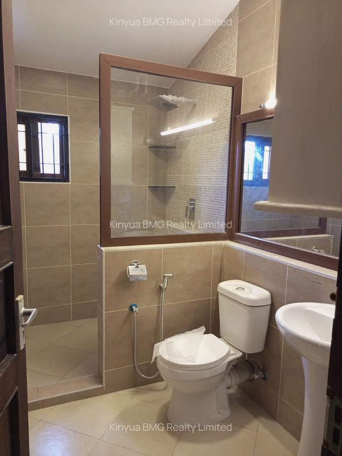 4 Bed Villa at Green Wood Drive - 9