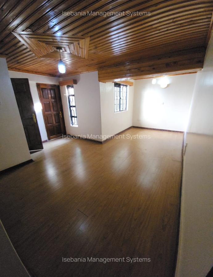 4 Bed Villa with En Suite at Mimosa Road - 11